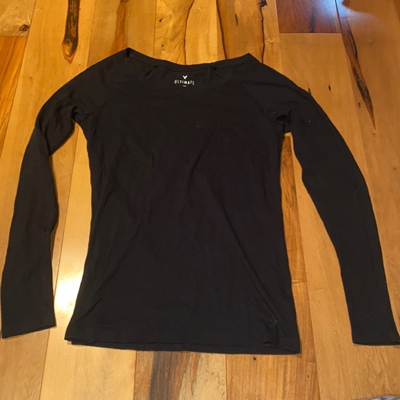 American Eagle Outfitters Tops - LIKE NEW - AMERICAN EAGLE ULTIMATE T LONG SLEEVE - SIZE XS